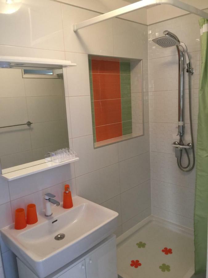 Apartmani Noah - Iva I Matea Stanici Extérieur photo